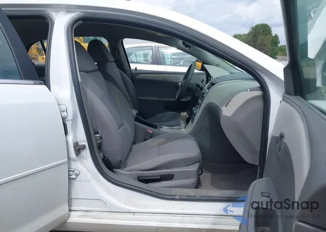 2011 Chevrolet Malibu Ls из США, поврежденный, VIN 1G1ZB5E16BF210529